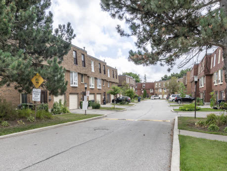 75-283 HUNTINGDALE BLVD