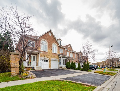 103 FOXCHASE AVE