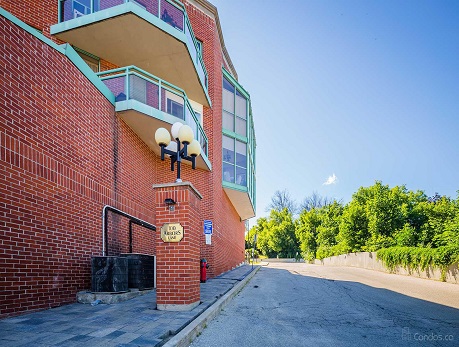 100 ARBORS LANE