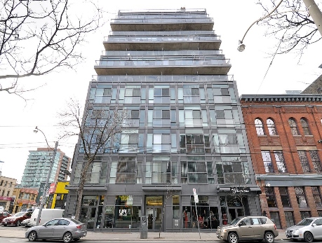 127 QUEEN ST E