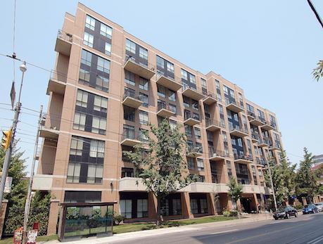 800 KING ST W